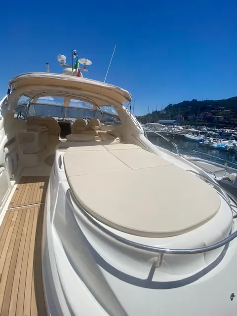 Cranchi 50 - sunbathing stern