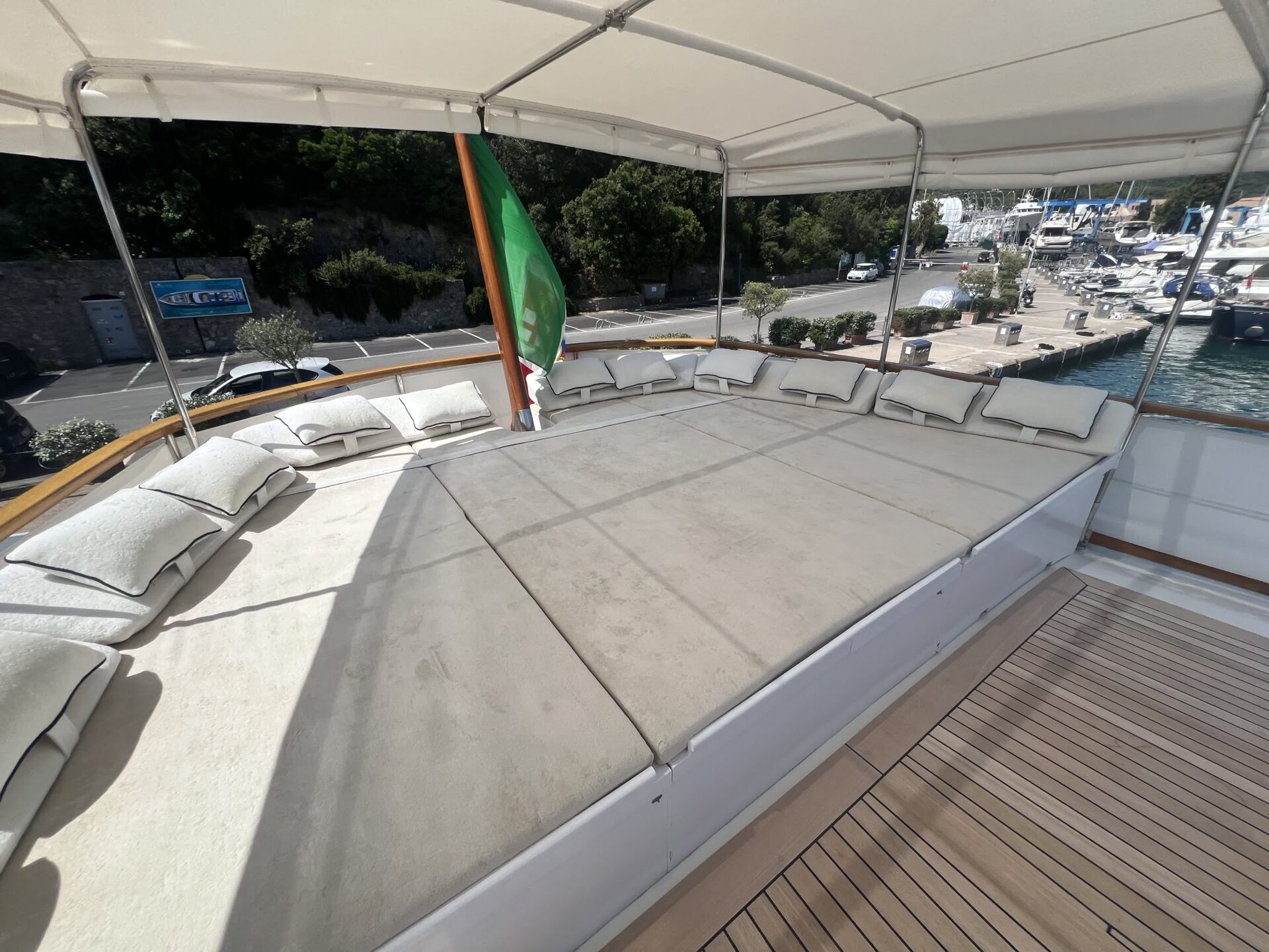 Big sun deck - classic motor yacht for charter