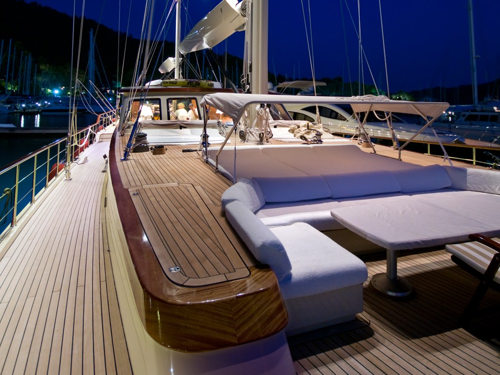 DAIMA yacht for charter - deck