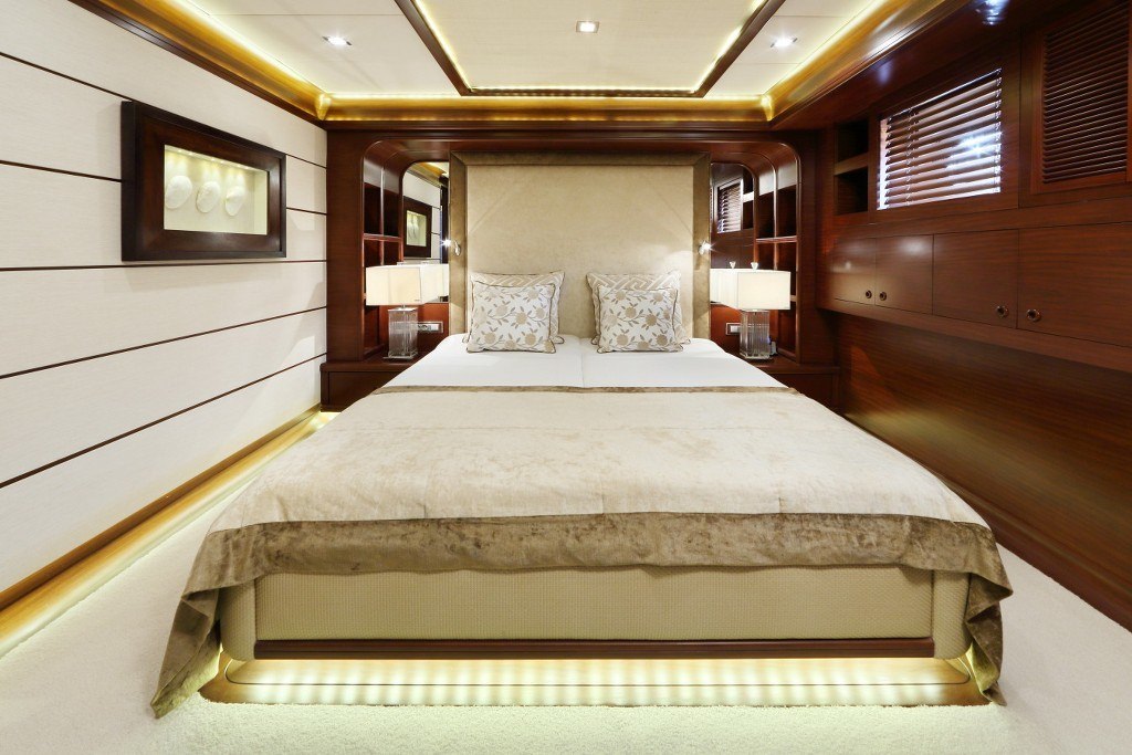 DAIMA yacht for charter - guest cabin