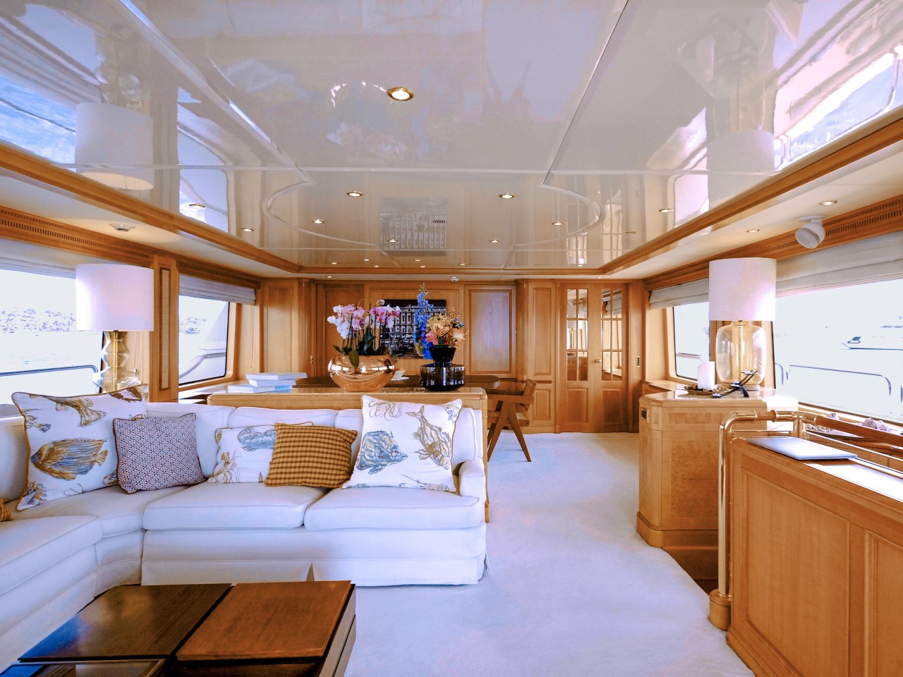 New Star - Benetti Tradition 100 - Salon