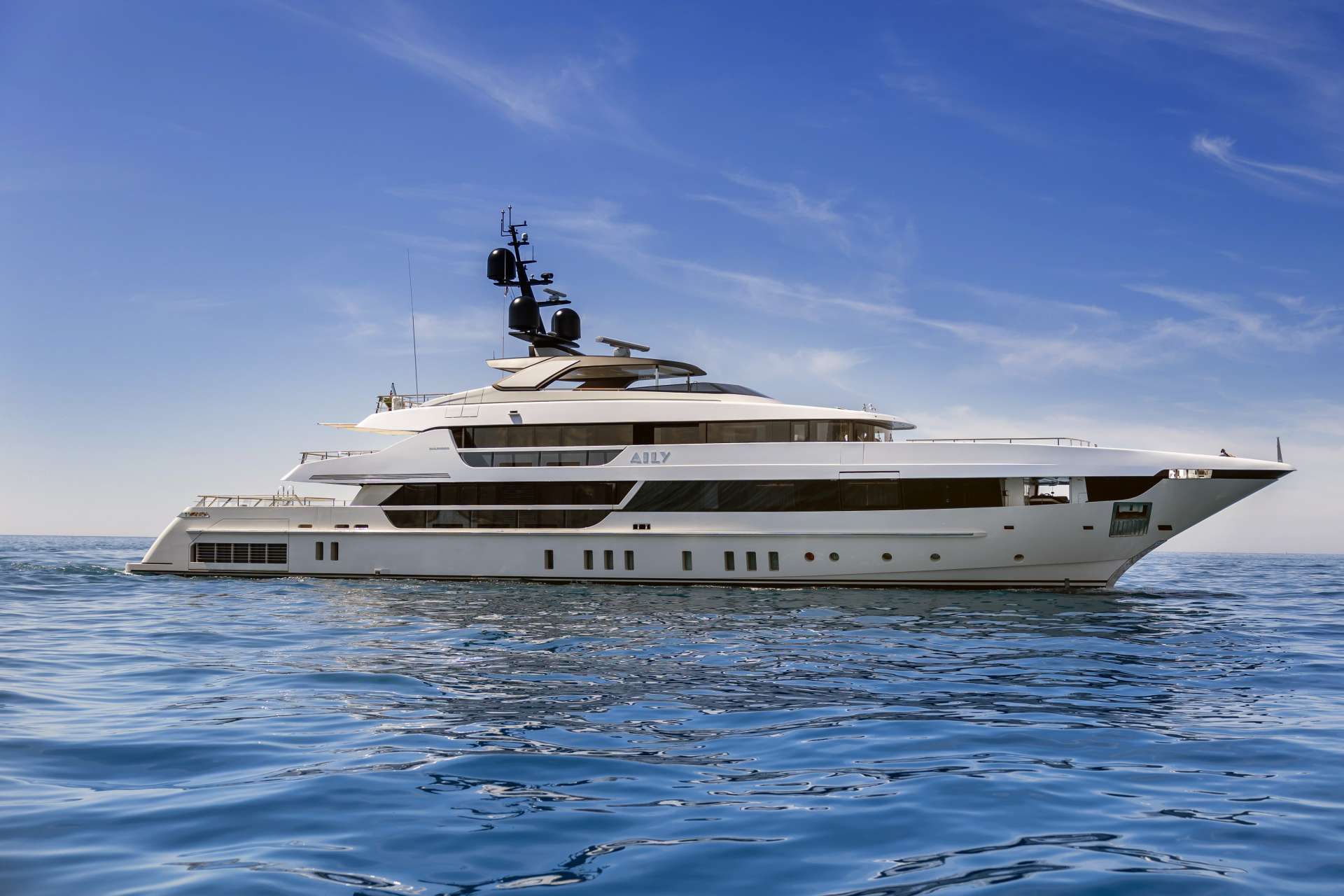 Sanlorenzo Yacht 52Steel for charter